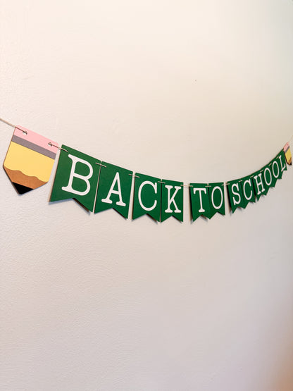 Green Back to School Banner